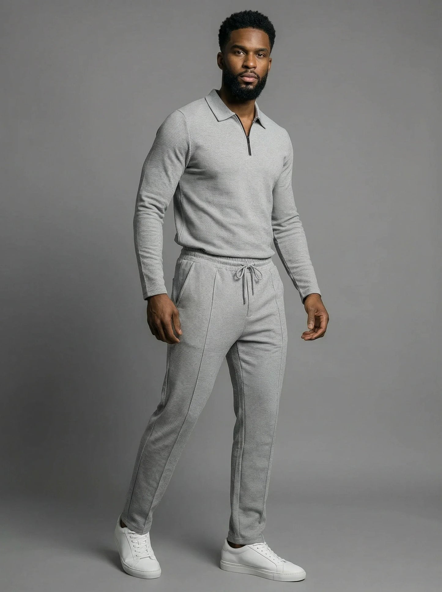 Conjunto Polo Texturizado con Cierre y Pantalón Ajustable