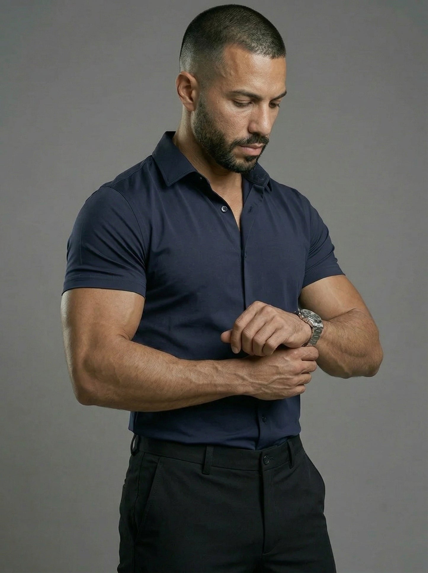 Camisa Ajustada Stretch para Hombre – Corte Atlético