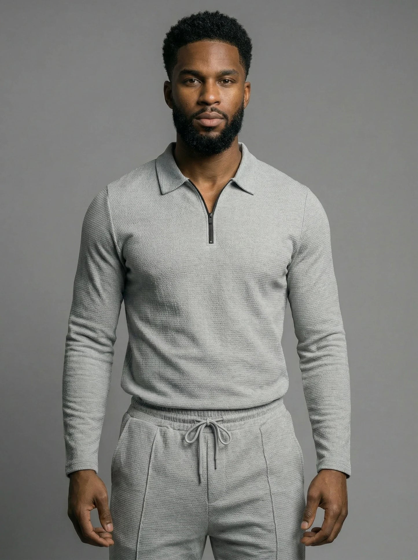 Conjunto Polo Texturizado con Cierre y Pantalón Ajustable