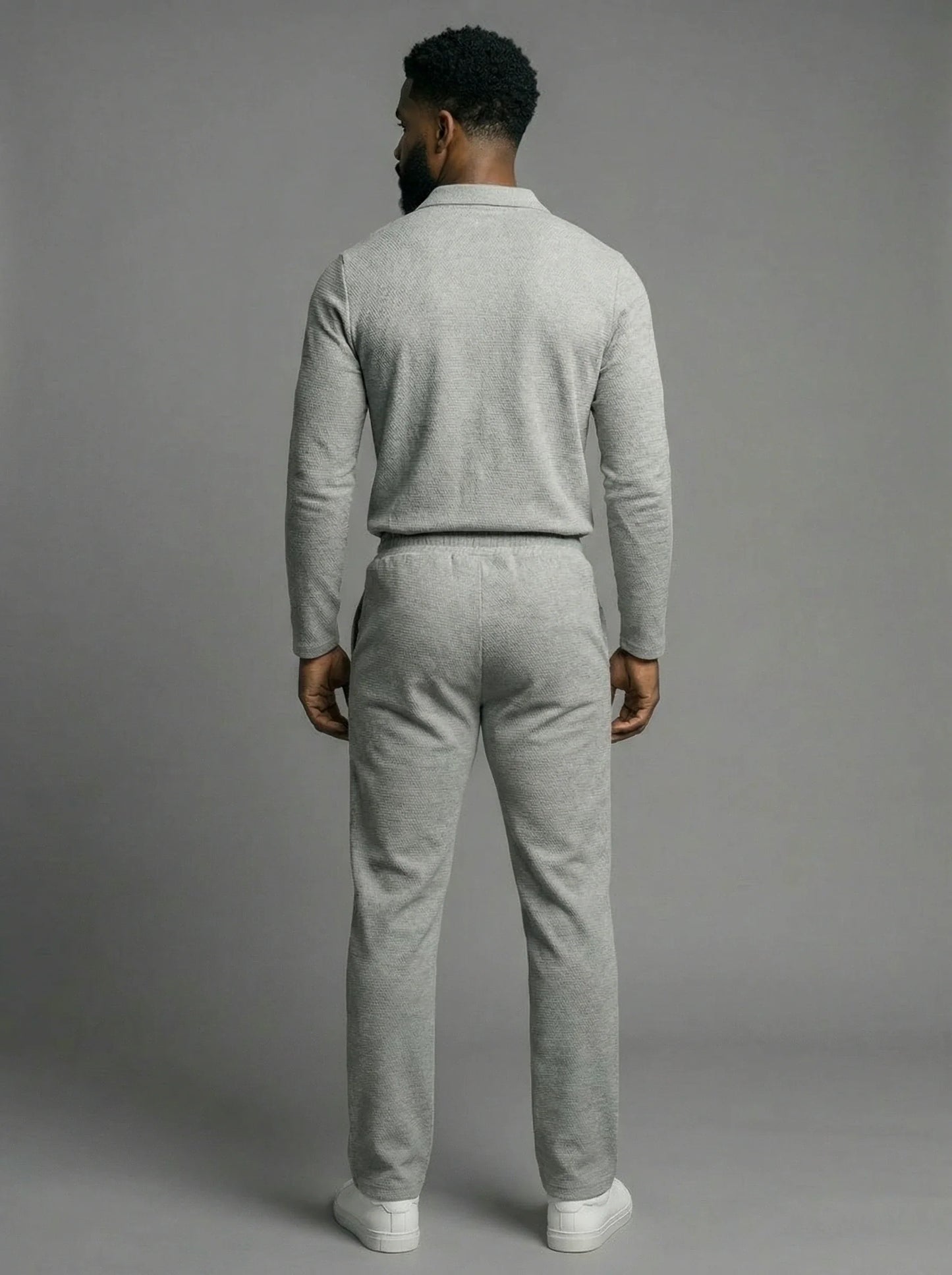 Conjunto Polo Texturizado con Cierre y Pantalón Ajustable